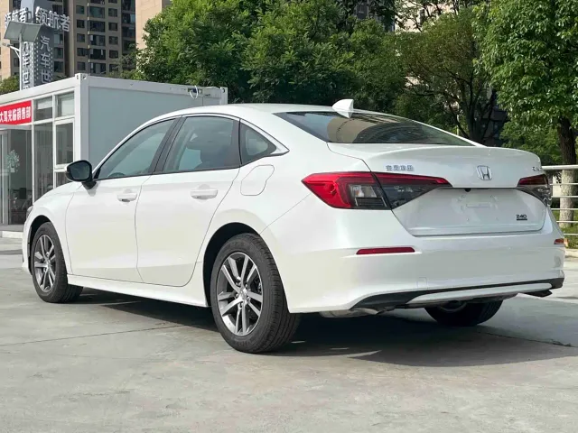 Honda Civic — Фото автомобиля 8