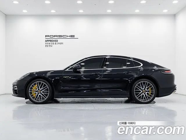 Porsche Panamera — Фото автомобиля 6