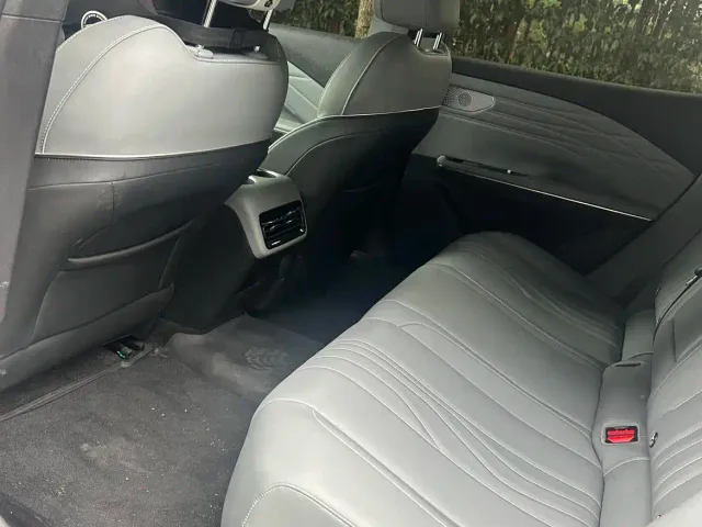 Geely Galaxy E8 — Фото автомобиля 5