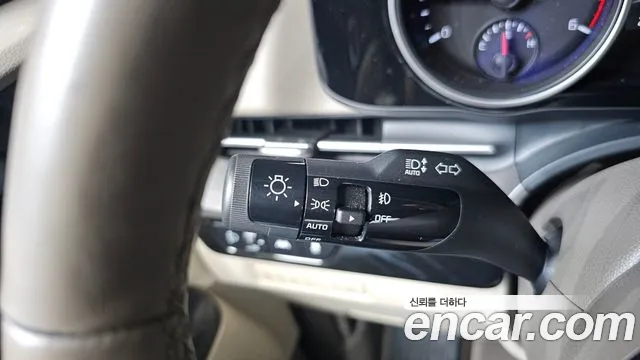 Kia Canival Carnival 4 поколение 9 мест Prestige — Фото автомобиля 20