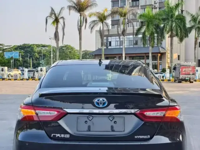 Toyota Camry — Фото автомобиля 8