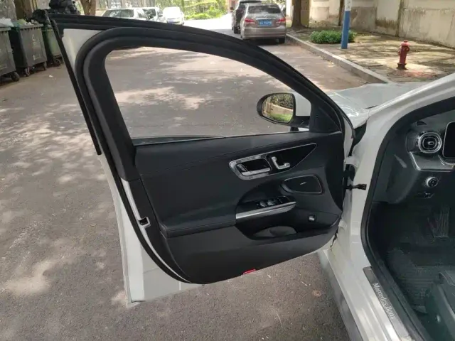 Mercedes-Benz C-Class — Фото автомобиля 7