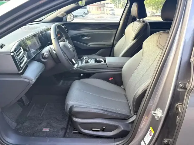 BYD Qin L 2024 DM-i 120KM Superior Edition — Фото автомобиля 3
