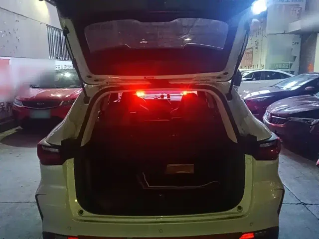 Changan Oushang X5 — Фото автомобиля 18