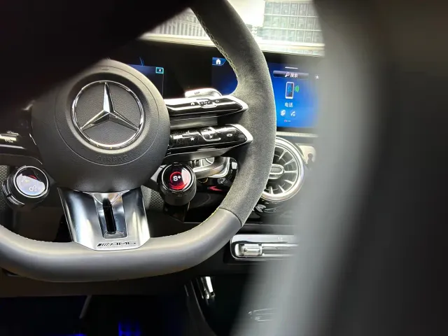 Mercedes-Benz Mercedes-Benz A-Class AMG (Import) 2024 Facelift AMG A 45 S 4MATIC+ — Фото автомобиля 8