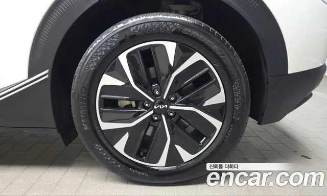 Kia EV6 — Фото автомобиля 6