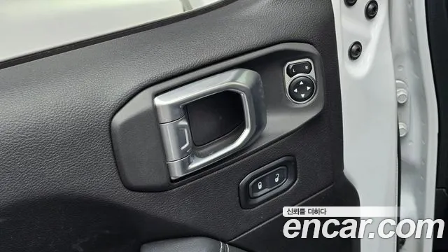 Jeep Wrangler Wrangler (JL) — Фото автомобиля 26