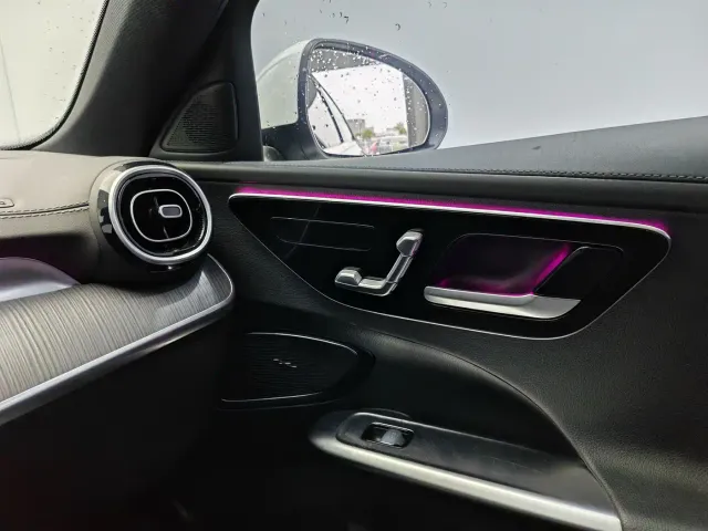 Mercedes-Benz C-Class — Фото автомобиля 16