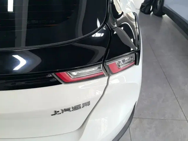 Chevrolet Menlo — Фото автомобиля 7