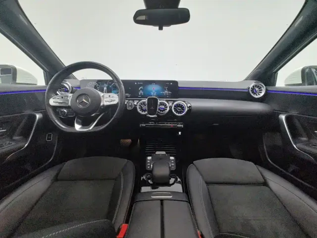 Mercedes-Benz A-Class — Фото автомобиля 5