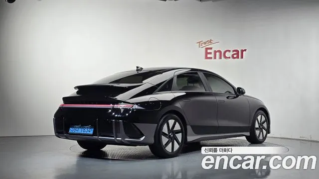 Hyundai Ioniq 6 — Фото автомобиля 2