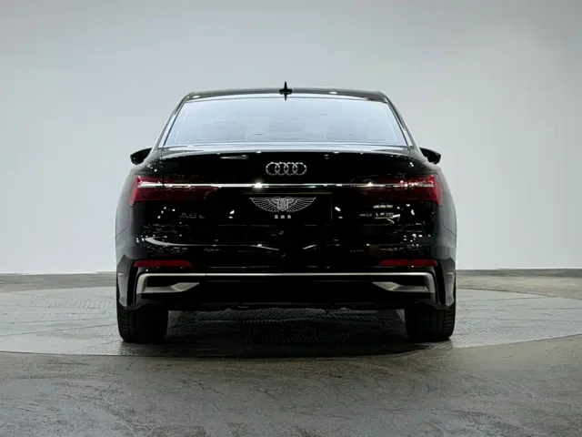 Audi A6L — Фото автомобиля 3