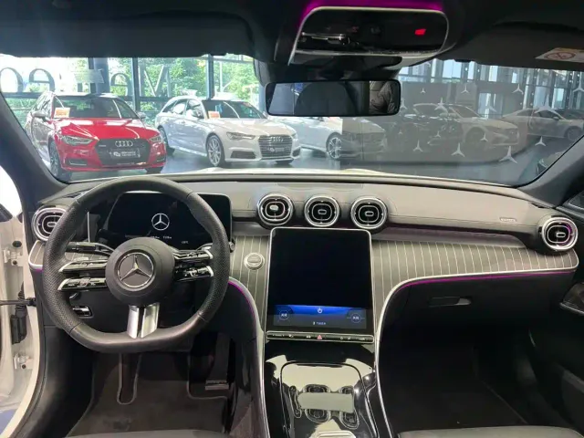 Mercedes-Benz C-Class — Фото автомобиля 9