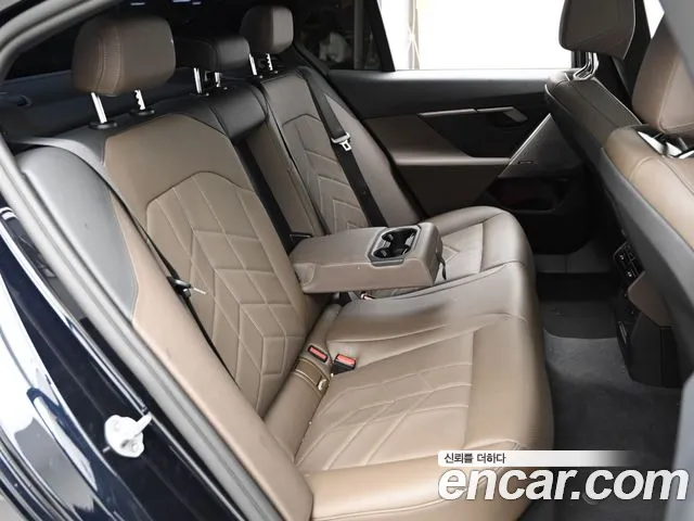BMW 5 Series G60 — Фото автомобиля 12