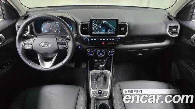 Hyundai Venue — Фото автомобиля 10