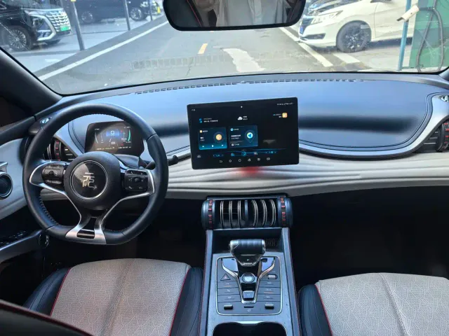 BYD Yuan PLUS — Фото автомобиля 9