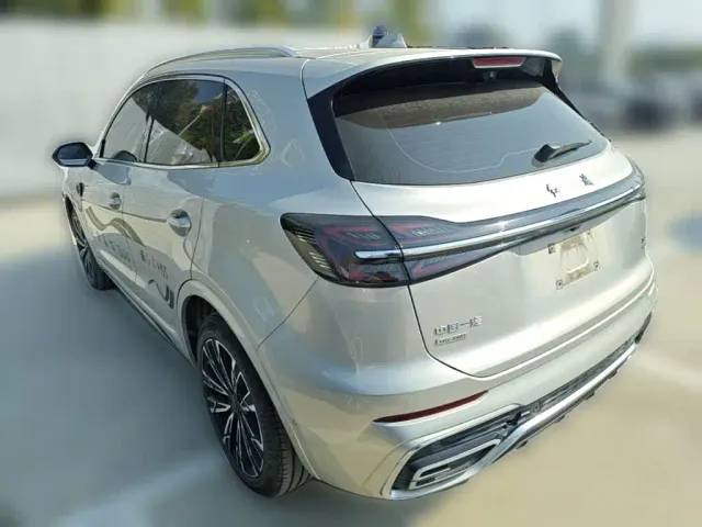 Hongqi HS5 — Фото автомобиля 6