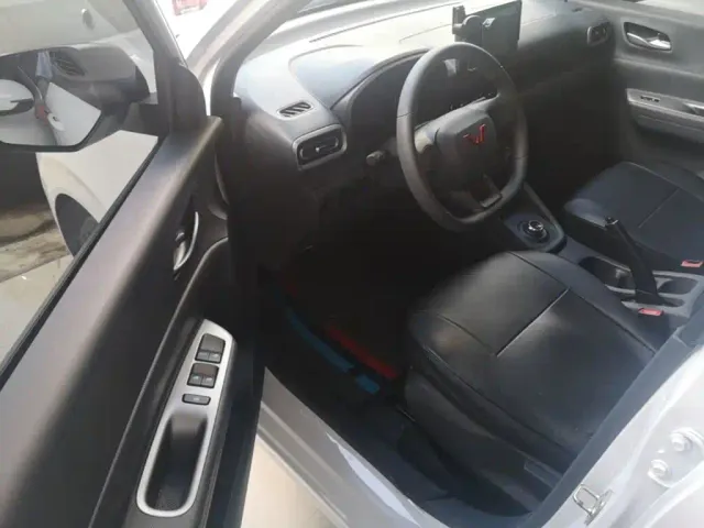 Wuling Hongguang — Фото автомобиля 15