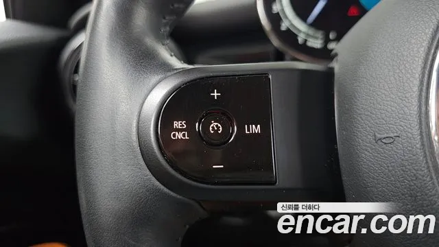 Mini Cooper Cooper 5 дверей Classic — Фото автомобиля 19
