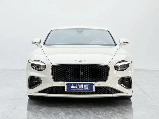Bentley Continental Plug-in Hybrid — Фото автомобиля 2