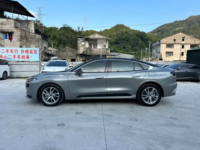 Ford Mondeo — Фото автомобиля 2