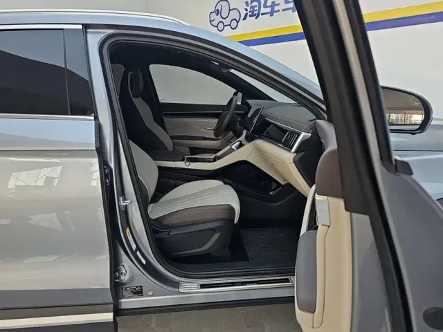 BYD Song PLUS — Фото автомобиля 8