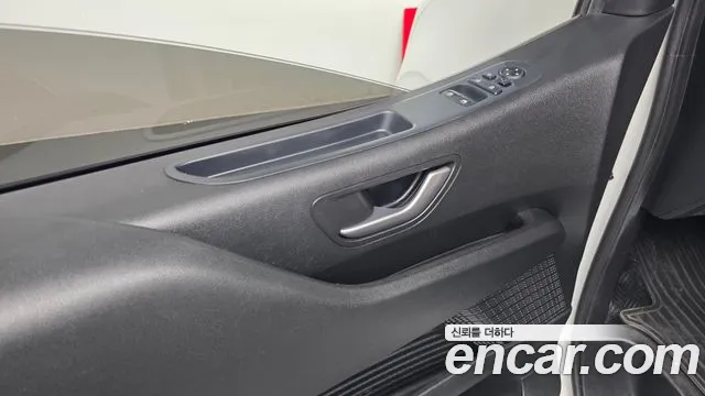 Hyundai Staria — Фото автомобиля 13