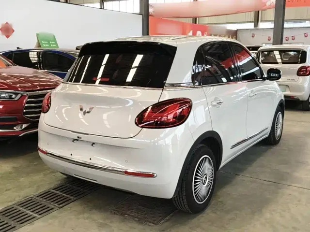 Wuling Bingo — Фото автомобиля 6