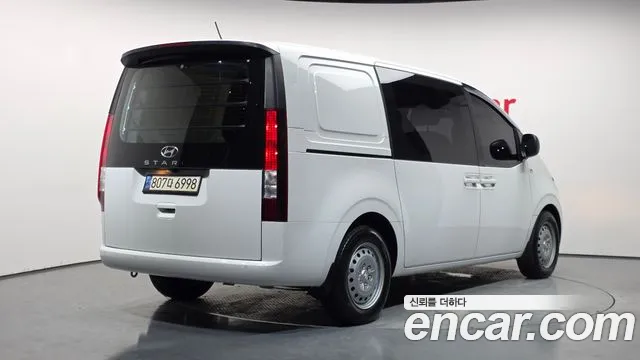 Hyundai Staria Staria Карго 5 мест — Фото автомобиля 2
