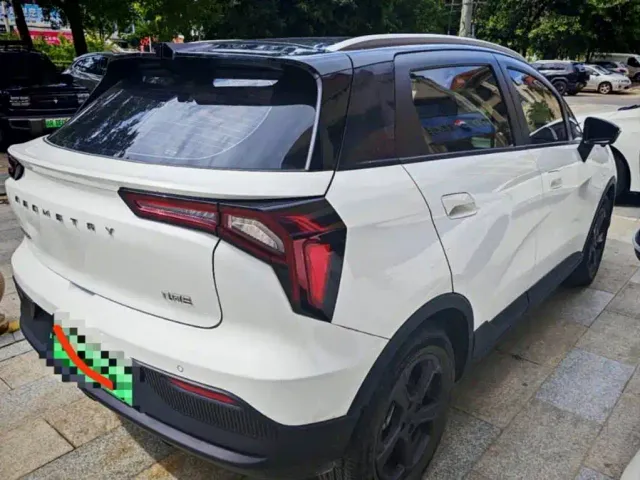 Geely Geometry E Firefly — Фото автомобиля 2