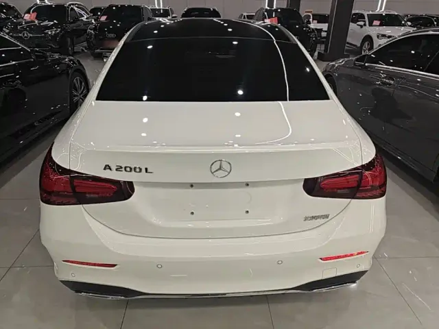 Mercedes-Benz A-Class — Фото автомобиля 3