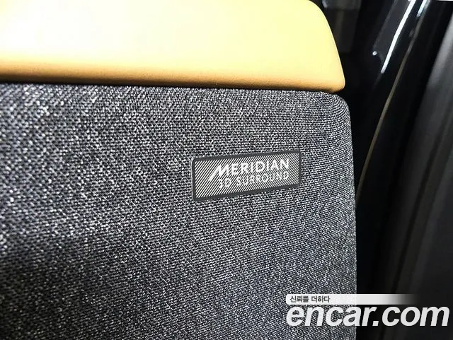 Land Rover Range Rover Sport — Фото автомобиля 16