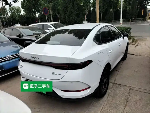 BYD Qin PLUS — Фото автомобиля 6