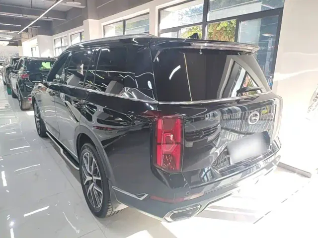 GAC Trumpchi GS8 — Фото автомобиля 4
