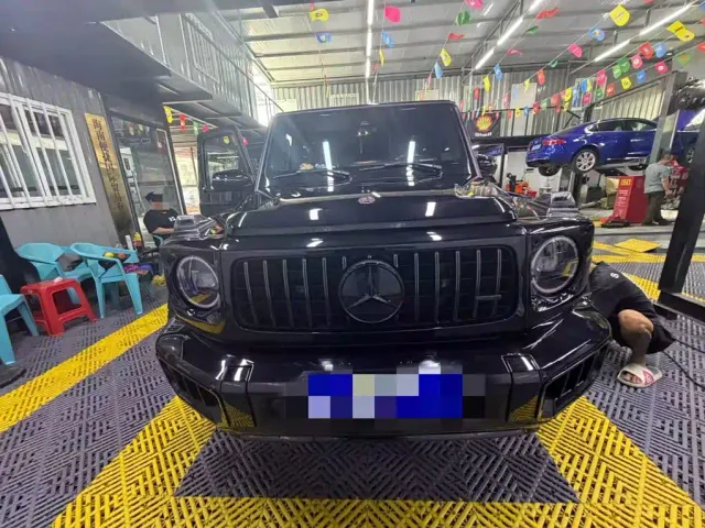 Mercedes-Benz G-Class — Фото автомобиля 3