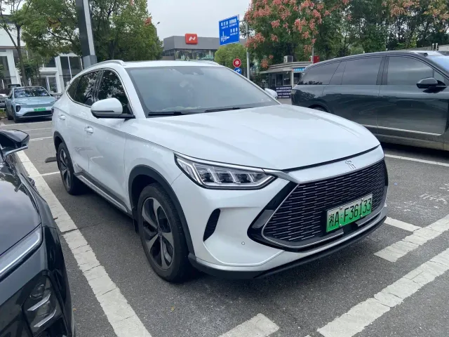 BYD Song PLUS — Фото автомобиля 2