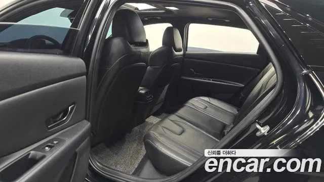 Hyundai AVANTE — Фото автомобиля 12