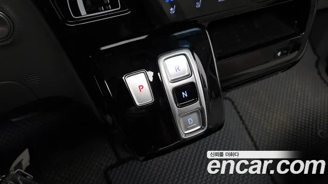 Hyundai Staria — Фото автомобиля 12
