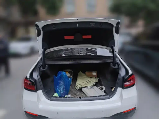 BMW 5 Series — Фото автомобиля 9
