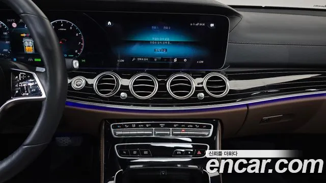 Mercedes-Benz E-Class W213 — Фото автомобиля 15