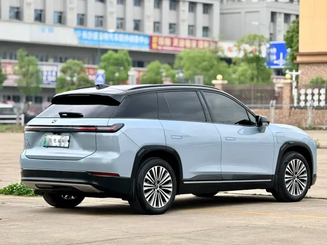Nio ES7 — Фото автомобиля 7