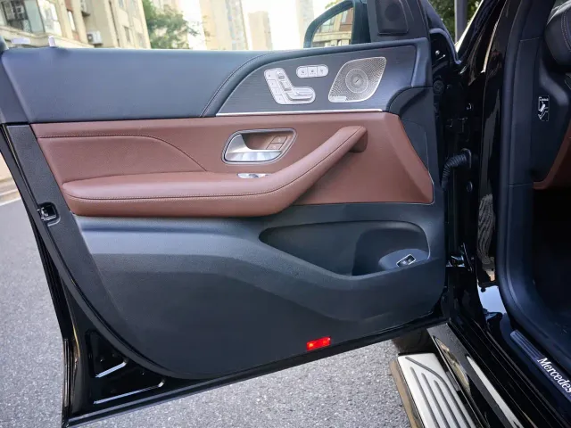 Mercedes-Benz GLS-Class — Фото автомобиля 20
