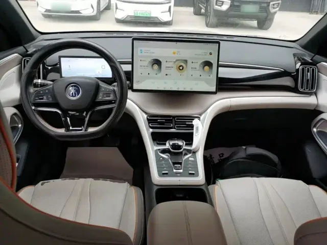 BYD Song Pro — Фото автомобиля 9