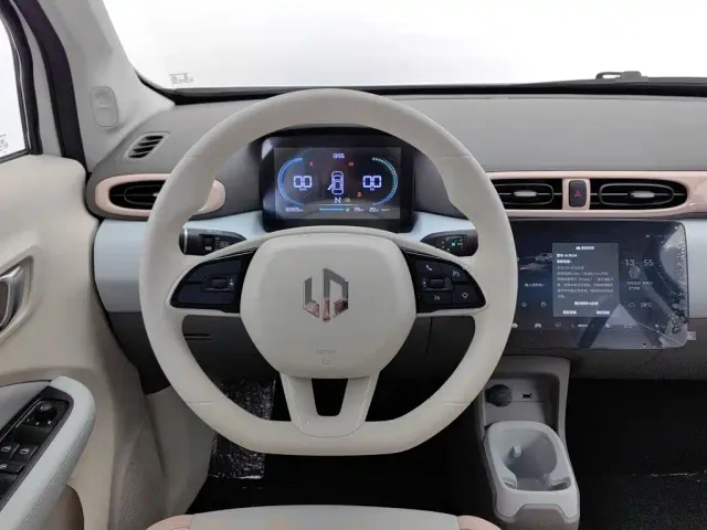 Leapmotor T03 — Фото автомобиля 11