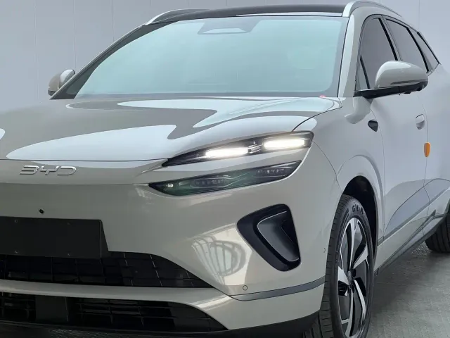BYD Sealion 06 — Фото автомобиля 4