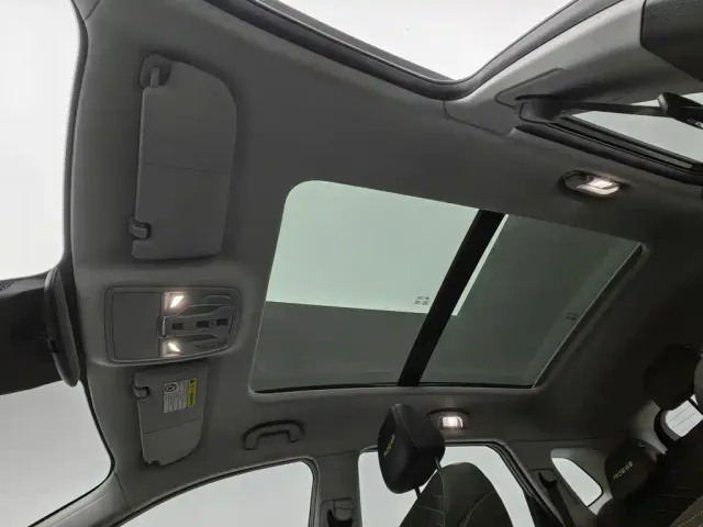 Roewe RX5 — Фото автомобиля 14