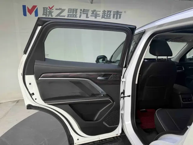 Haval H6 — Фото автомобиля 13