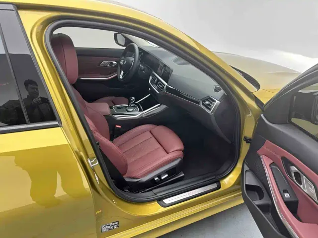 BMW 3 Series — Фото автомобиля 8