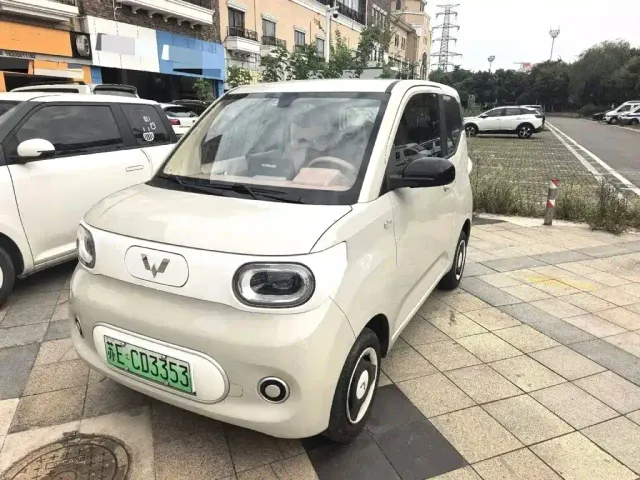 Фотография автомобиля — Wuling Hongguang Mini EV