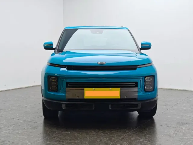 Geely ICON — Фото автомобиля 5